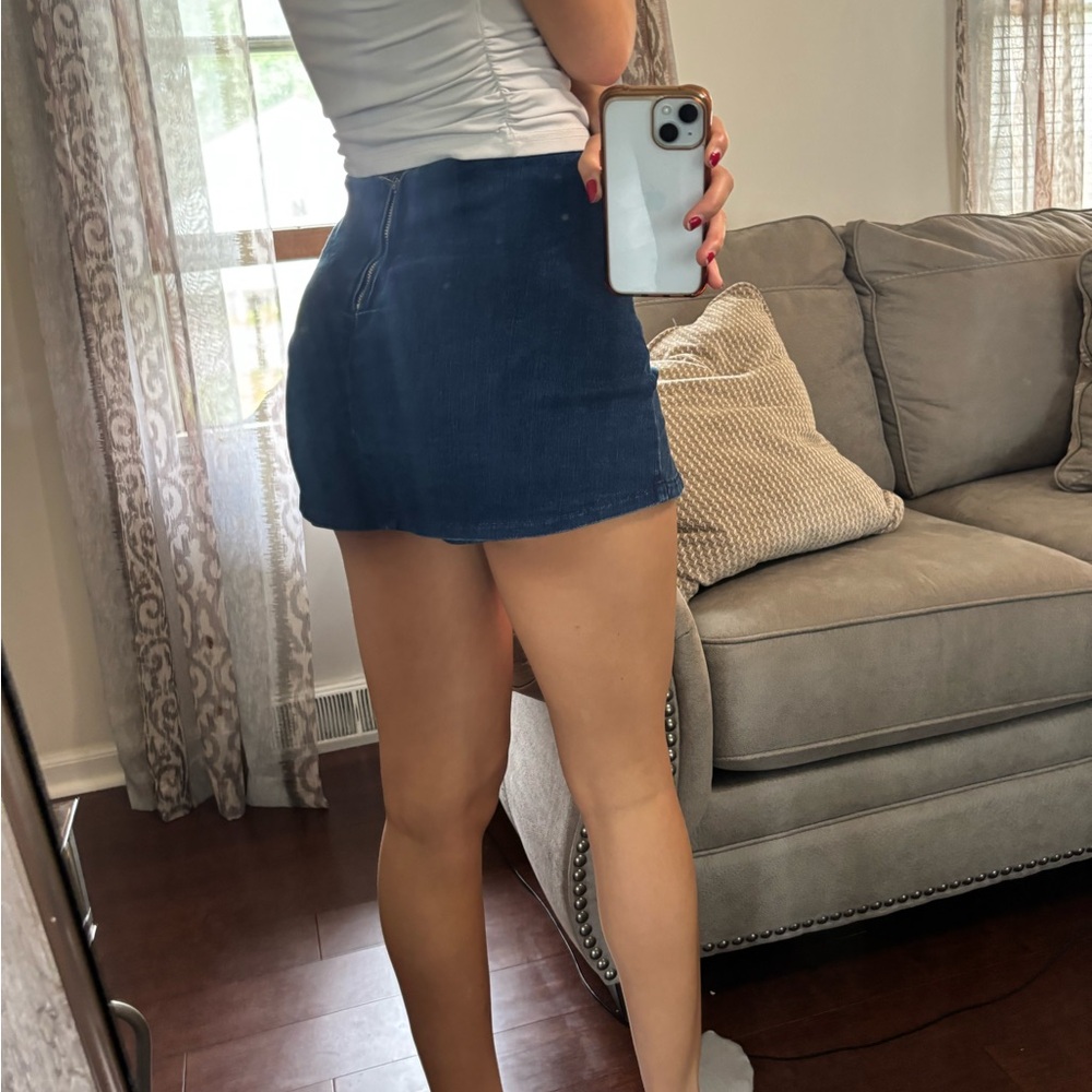 Denim High Rise Mini Skirt - Picture 3 of 4